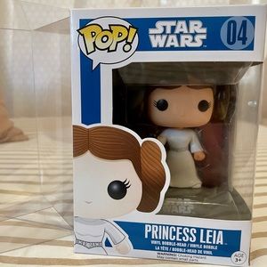 Princess Leia Funko Pop Vinyl #04 w/Protector